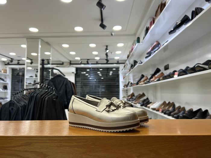 Chaussure en cuir Gold